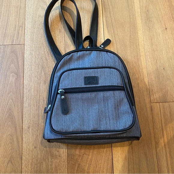 Roots mini backpack - Picture 1 of 4